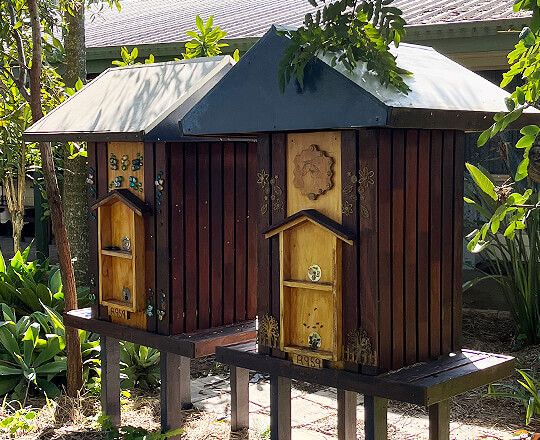 Custom Bee Hives 